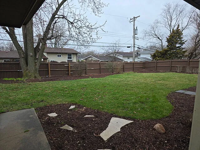 9407 Elm Ave — Photo 12