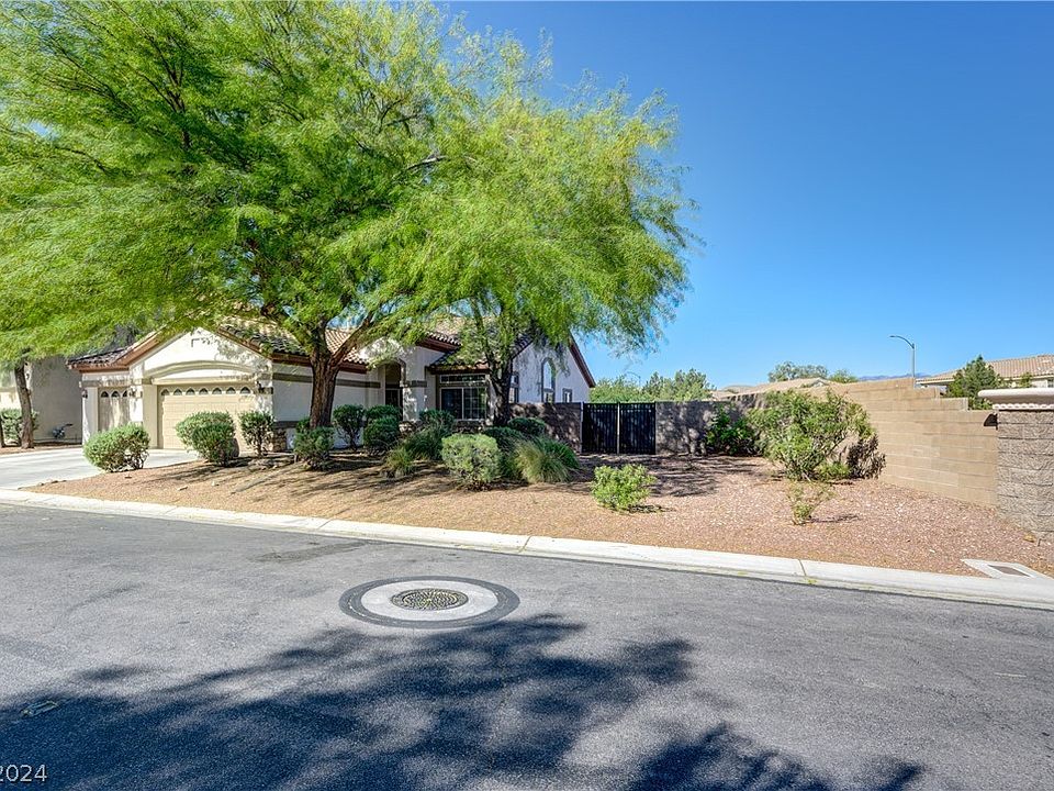 1st image of 11455 Banyan Reef St