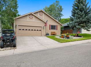 279 Buckthorn Rd, New Castle, CO 81647
