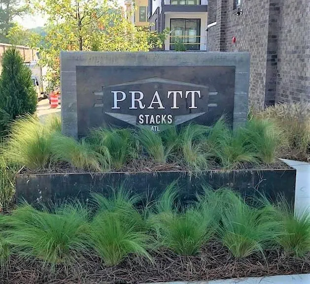 395 Pratt Dr #806