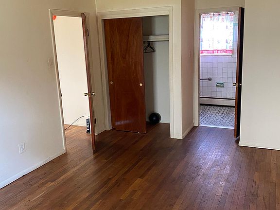 3rd image of 105 N Chester Pike APT 2F