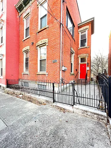 2259 Loth St Photo 1