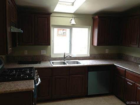 5th image of 717 S Ferris Ave