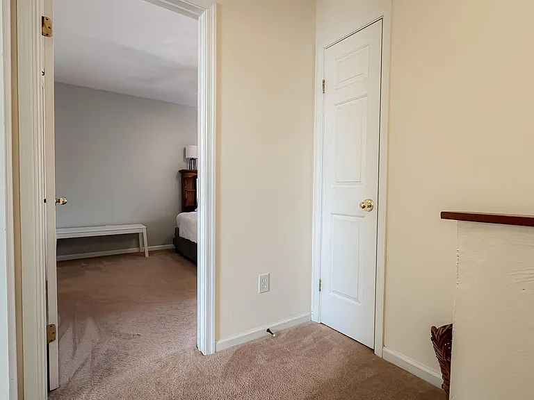 519 W 20th St #302 — Photo 5