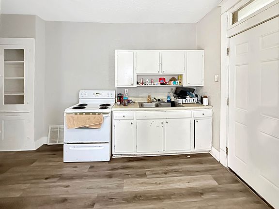 2nd image of 1233 S 10th St #1231