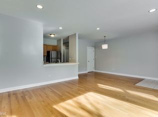 1544 W Jackson Blvd, Chicago, IL 60607