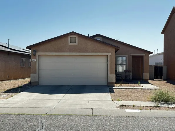 7351 S Bolingbroke Ave, Tucson, AZ 85746
