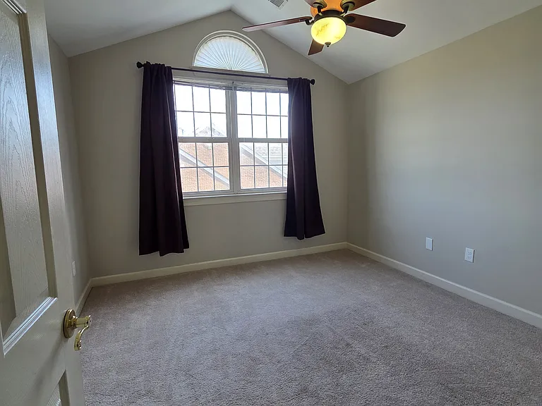14203 Plum Run Way — Photo 17