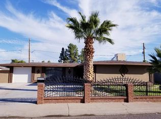 5518 W Heatherbrae Dr, Phoenix, AZ 85031
