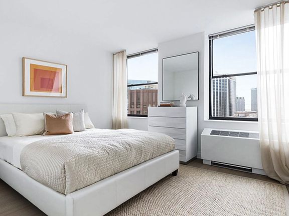 4th image of 70 Pine St APT 1907