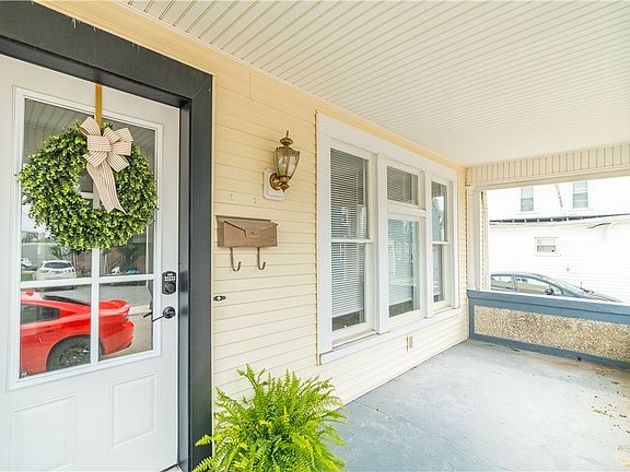 3rd image of 106 Mound St