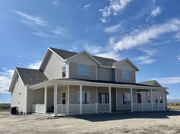 32 Diamondback Ln, Spring Creek, NV 89815