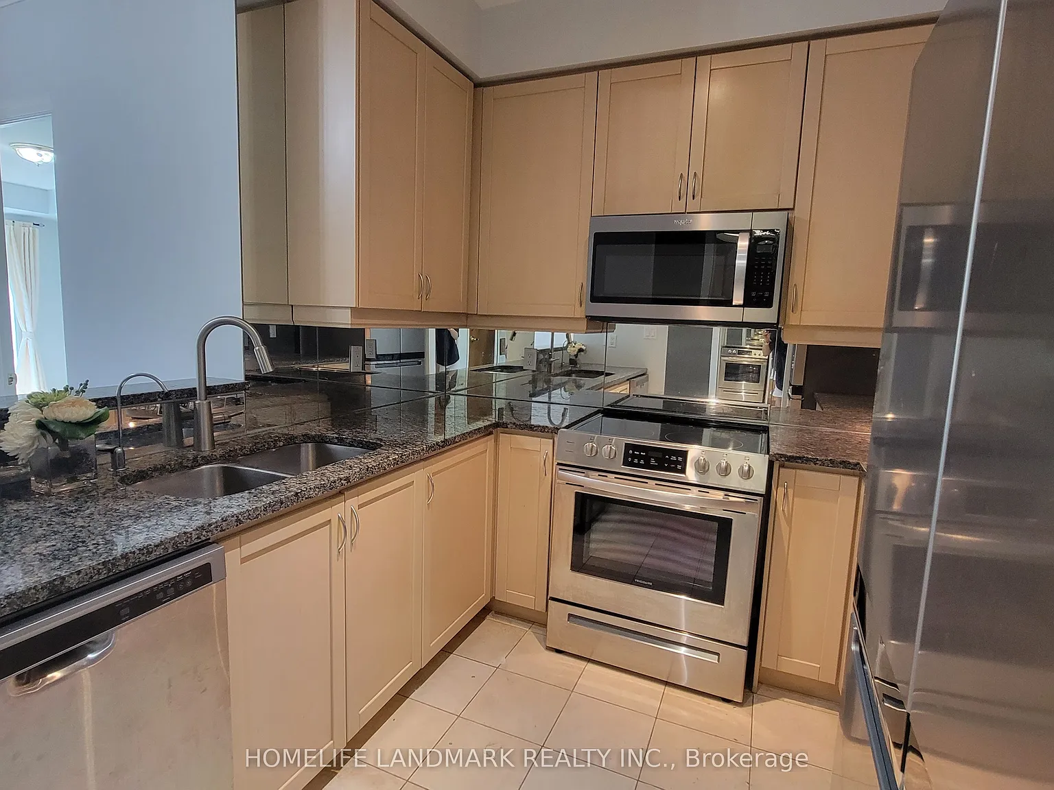 3 bed, $3,450 — Photo 4