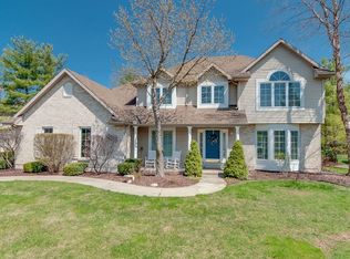 51694 Dartmore Dr, Granger, IN