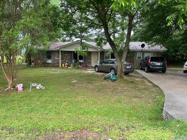 112 Terra Pine St, Albertville, AL 35951