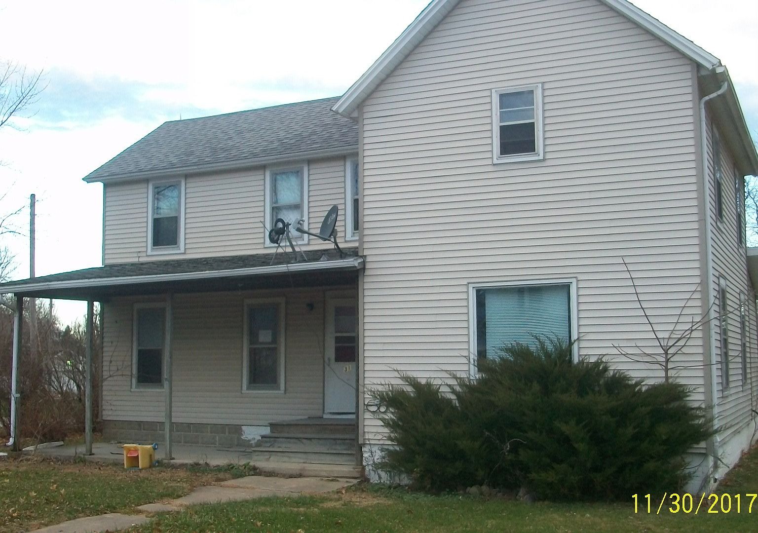 31 W Walnut St, Piper City, IL 60959 Zillow