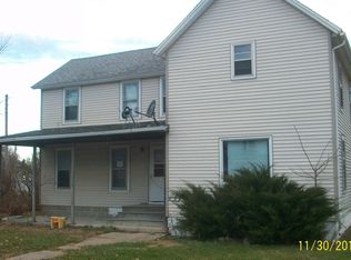 31 W Walnut St, Piper City, IL 60959