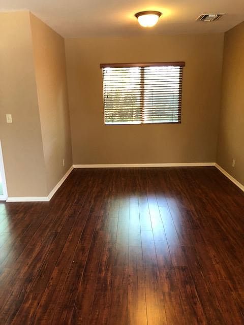 2nd image of 654 E Lemon Ave