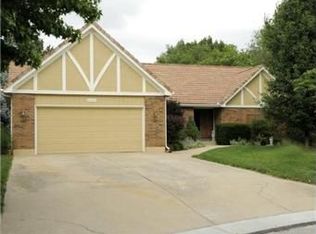 5109 NE Ash Grove Pl, Lees Summit, MO 64064