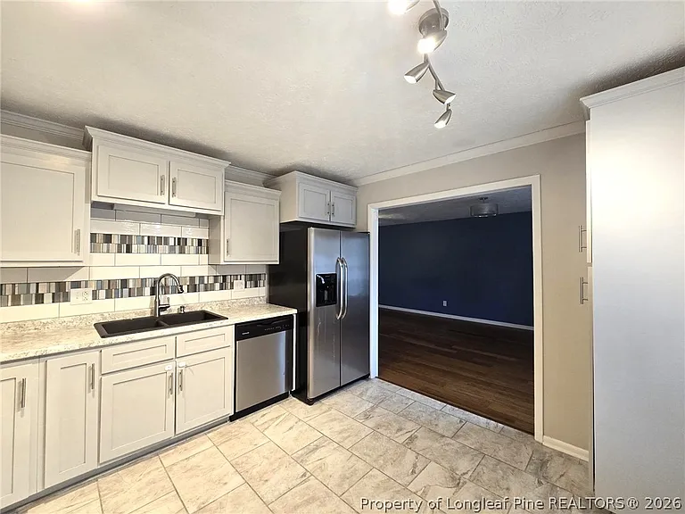 5600 Woodlake Ct — Photo 13