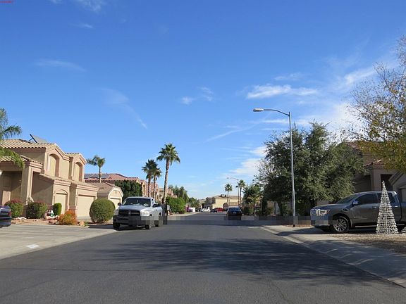 4th image of 13014 W Gelding Dr