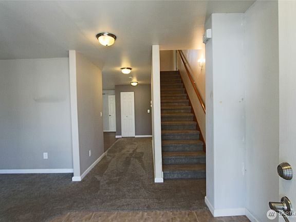 3rd image of 3116 Dakota Drive