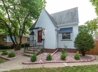 11952 Greenwood Ave, Blue Island, IL 60406