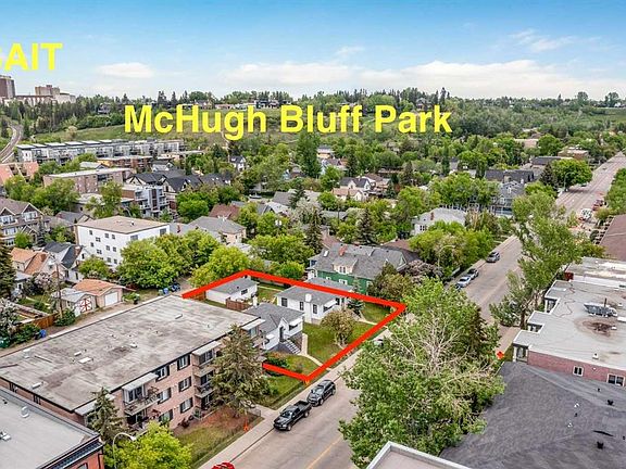 3rd image of 922&926 2nd Ave NW