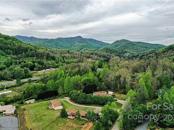 3rd image of Crescent Creek Dr