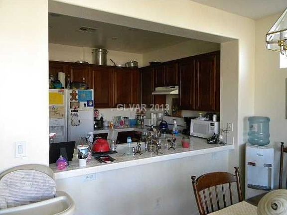 5th image of 9694 Lightheart Ave