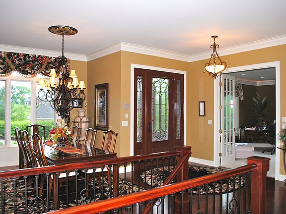 3rd image of 5929 Orchard Hills Ln