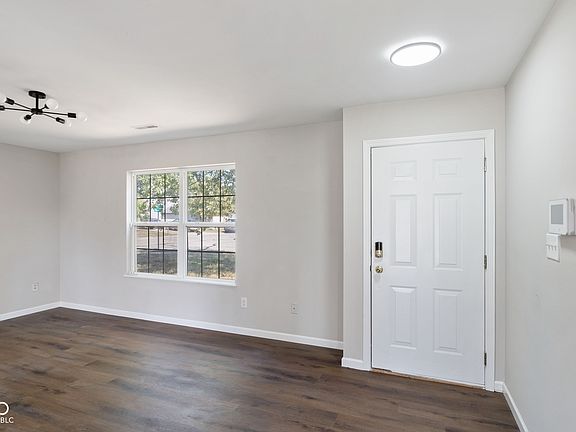 2nd image of 1456 Snead Cir