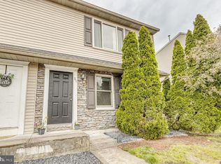 311 Wild Cherry Ln, Marietta, PA 17547