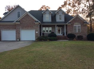 128 Quail Woods Dr, New Bern, NC 28560