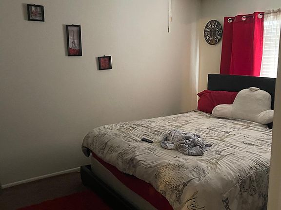 5th image of 1025 S Ohio Ave #24