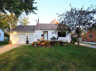 800 N 13th St, Clear Lake, IA 50428
