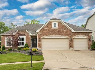 1586 Heritage Valley Dr, High Ridge, MO 63049
