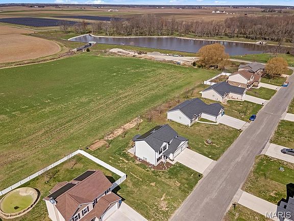 4th image of 408 Duffy Dr