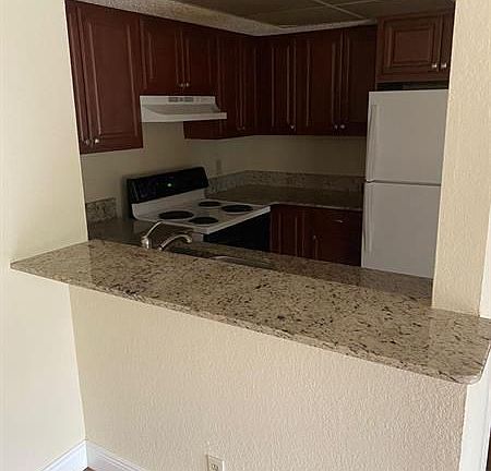 5th image of 1500 SE Royal Green Cir APT A101