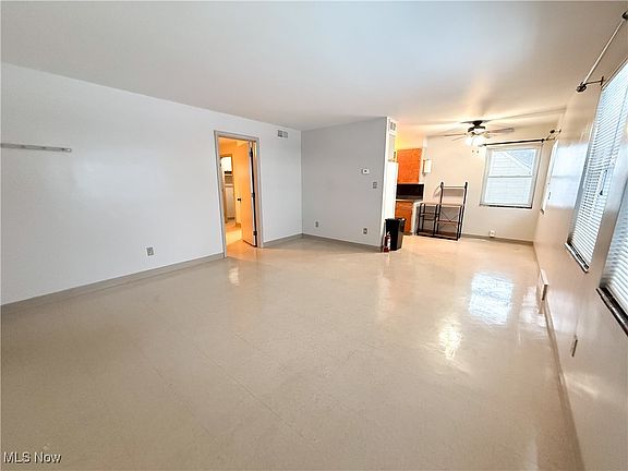 5th image of 1510 2nd St APT 4