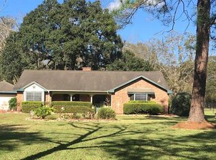 5726 County Road 823, West Columbia, TX 77486