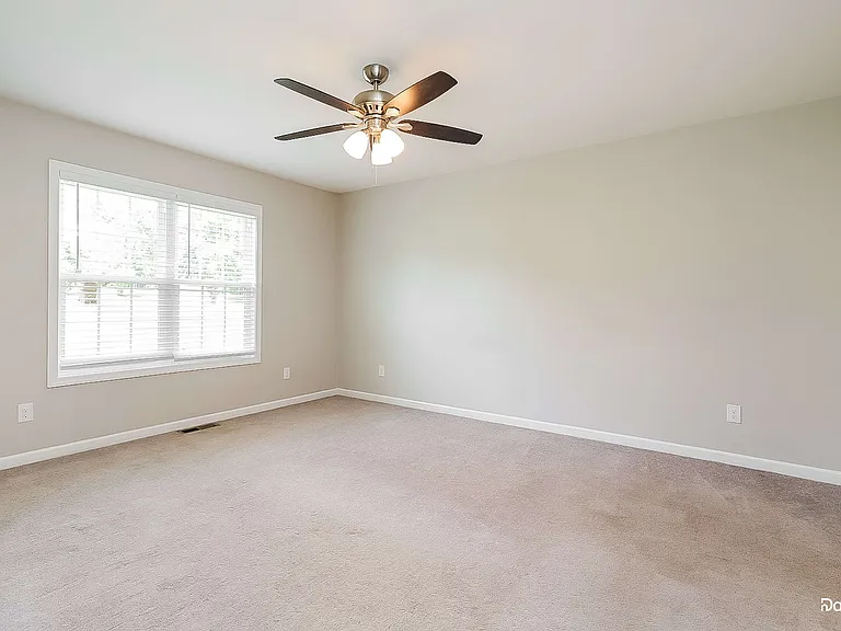 4810 Tony Dr — Photo 10
