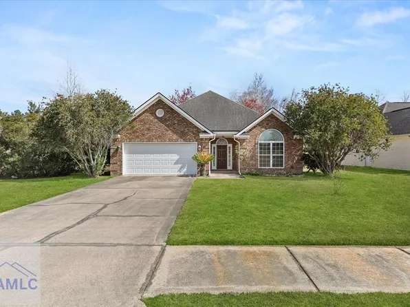 882 Forest St, Hinesville, GA 31313