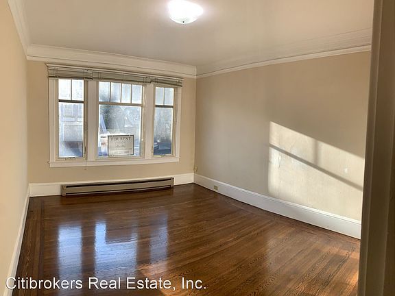 2nd image of 2230 Steiner St Unit 2
