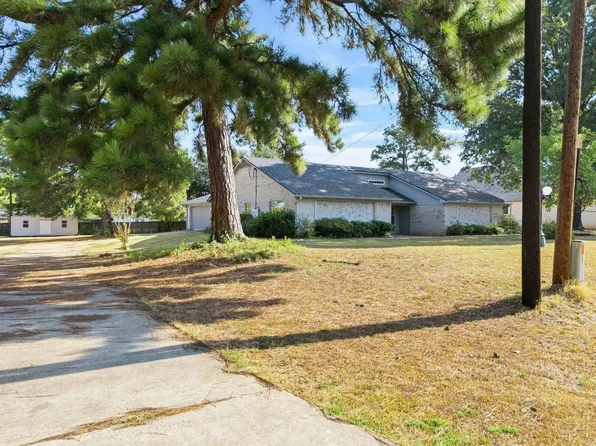 150 W Cliffwood St, Longview, TX 75603