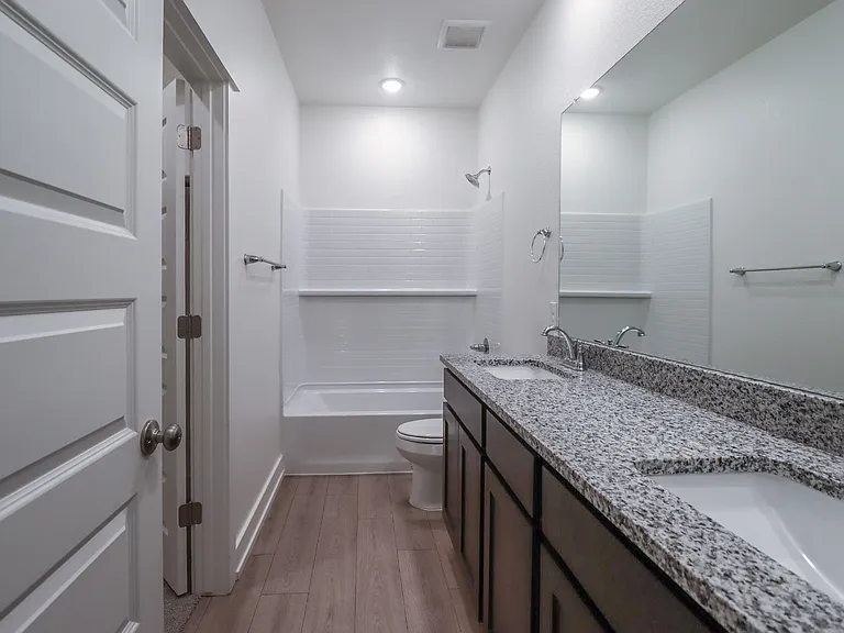 618 Campus St #1 — Photo 19