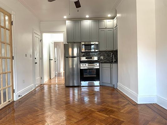 4th image of 248 Martense St #2