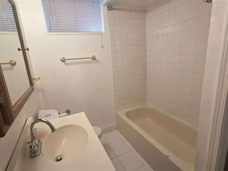 1845 Monroe Dr NE #6 — Photo 7