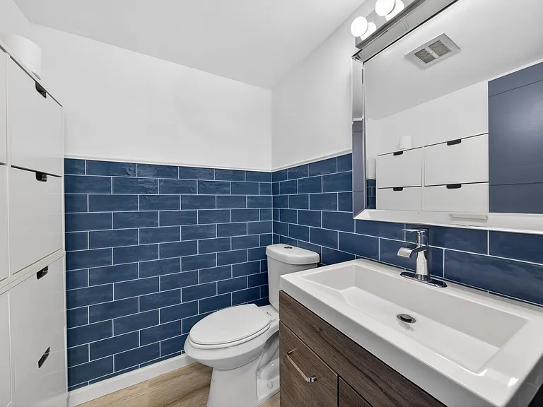 505 NE 20th Ave #209 — Photo 17