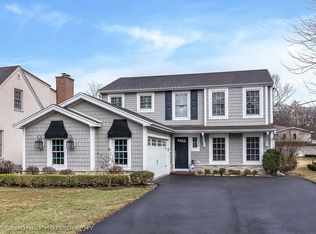 739 Chidester Ave, Glen Ellyn, IL 60137